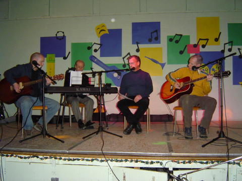 Danny Morris - Robert Peters - Shamus Morris - Glen Morris kicked off the show