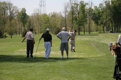 Ted Howard Teeing off on one